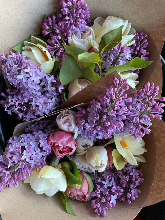 A Springtime Mixed Bouquet!